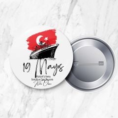 19 Mayıs Atatürk'ü Anma Gençlik ve Spor Bayramı İğneli Yaka Rozeti 58 mm Büyük Boy (Model No: 04)