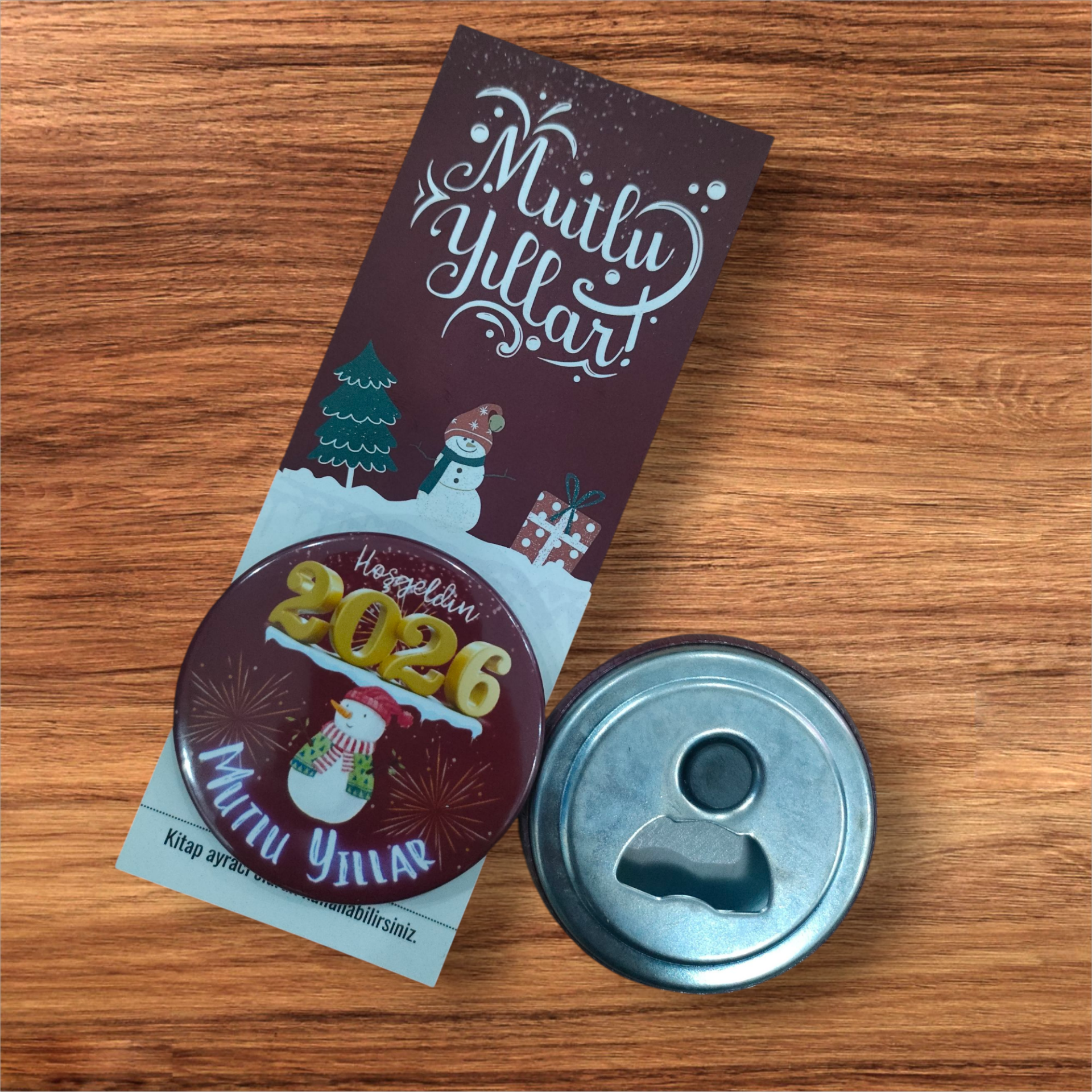 2026 Yılbaşı Hediyesi Kardan Adam Detaylı Açacaklı Buzdolabı Magneti Ve Kitap Ayracı 01