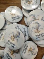 Uçan Balon Ayıcık Temalı Doğum Günü Hediyeliği 58 mm Buzdolabına Yapışabilen Açacak Magnet