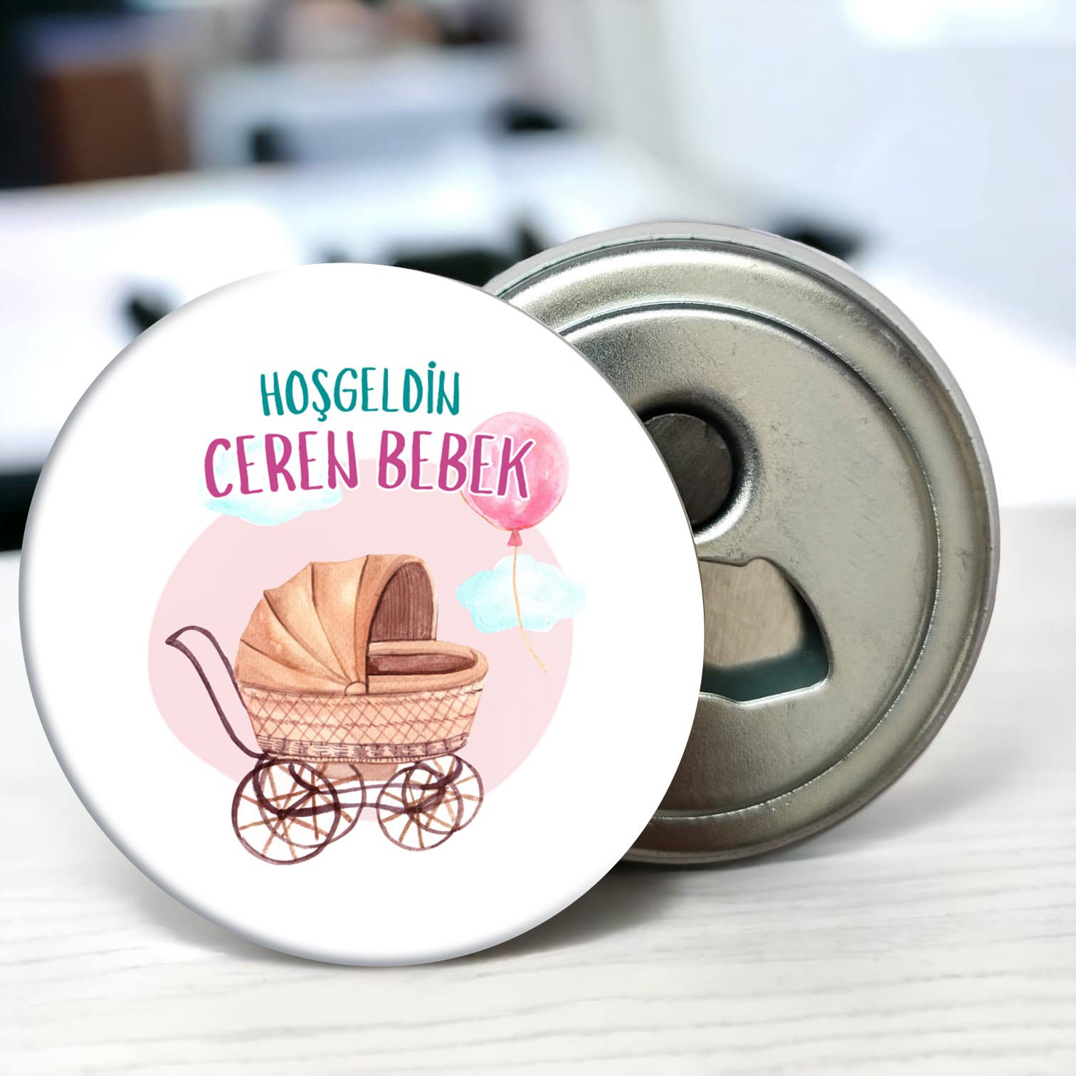 Hoş Geldin Bebek 58 mm Buzdolabına Yapışabilen Açacaklı Metal Magnet (Model 02)