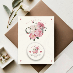 Buket İçinde Baş Harfler Detaylı Açacaklı Buzdolabı Magneti Nikah Hatırası (Model No: 04) Kartlı Jelatinli