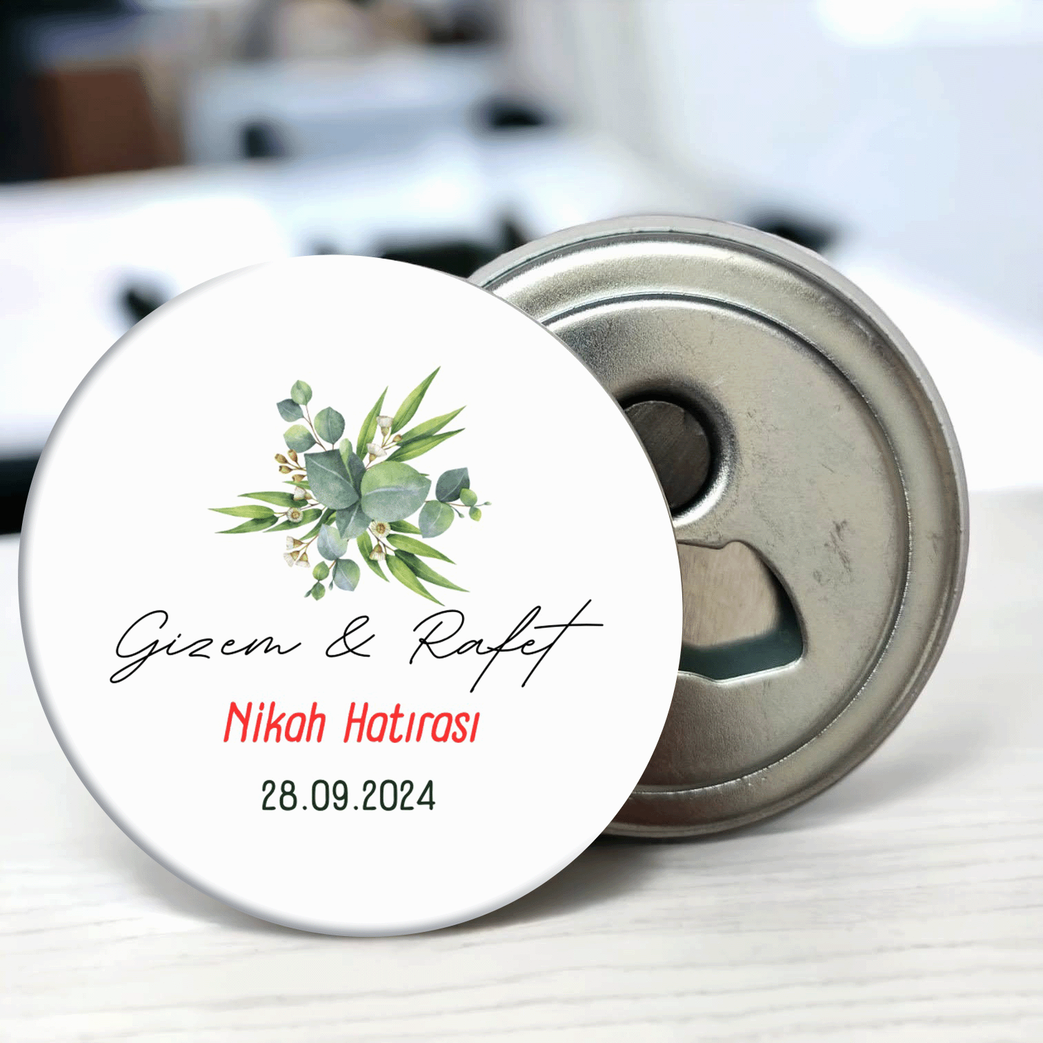 Üstte Çiçek Detaylı Açacaklı Buzdolabı Magneti Düğün Hediyeliği (Model No: 07) Sadece Magnet (Jelatinli)