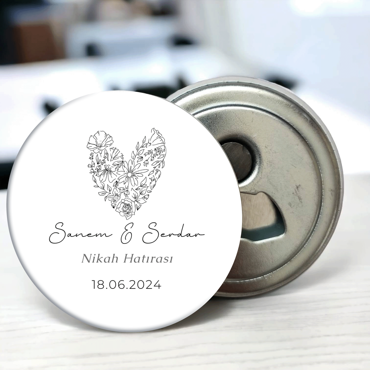 Çiçekten Kalp Detaylı Açacaklı Buzdolabı Magneti Düğün Hediyeliği (Model No: 12) Sadece Magnet (Jelatinli)