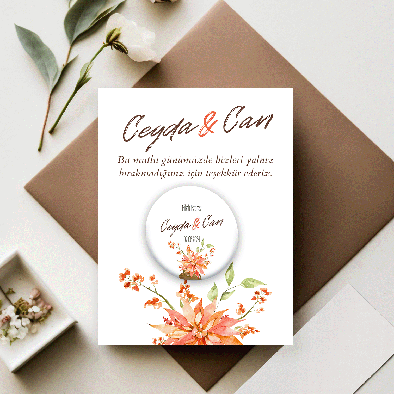 Alttan Çiçek Detaylı Açacaklı Buzdolabı Magneti Düğün Hediyeliği (Model No: 17) Kartlı Jelatinli